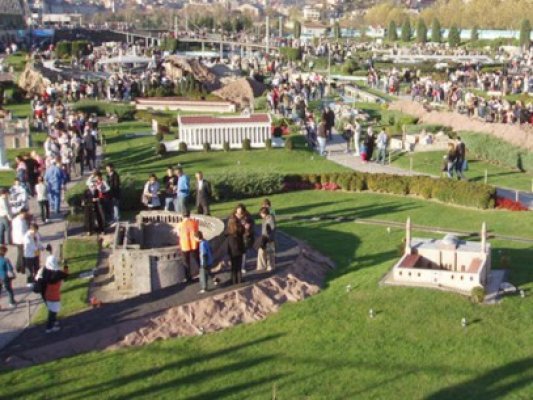Istanbul, destinaţia turistică europeană din 2013